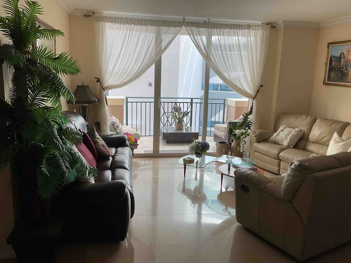 Luxury Condo Sunny Isles Beach.str-00342 - Sunny Isles Beach, FL