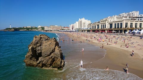 Popular Airbnb listing: Entire accommodation T4 in townhouse Biarritz in Biarritz