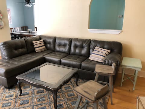 Top Airbnb: Florida Farmhouse - Sanford Historic District in Sanford