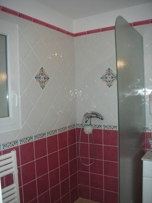 Salle de bain indépendante