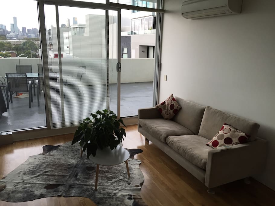 Relaxing lounge area, with great comfortable couch