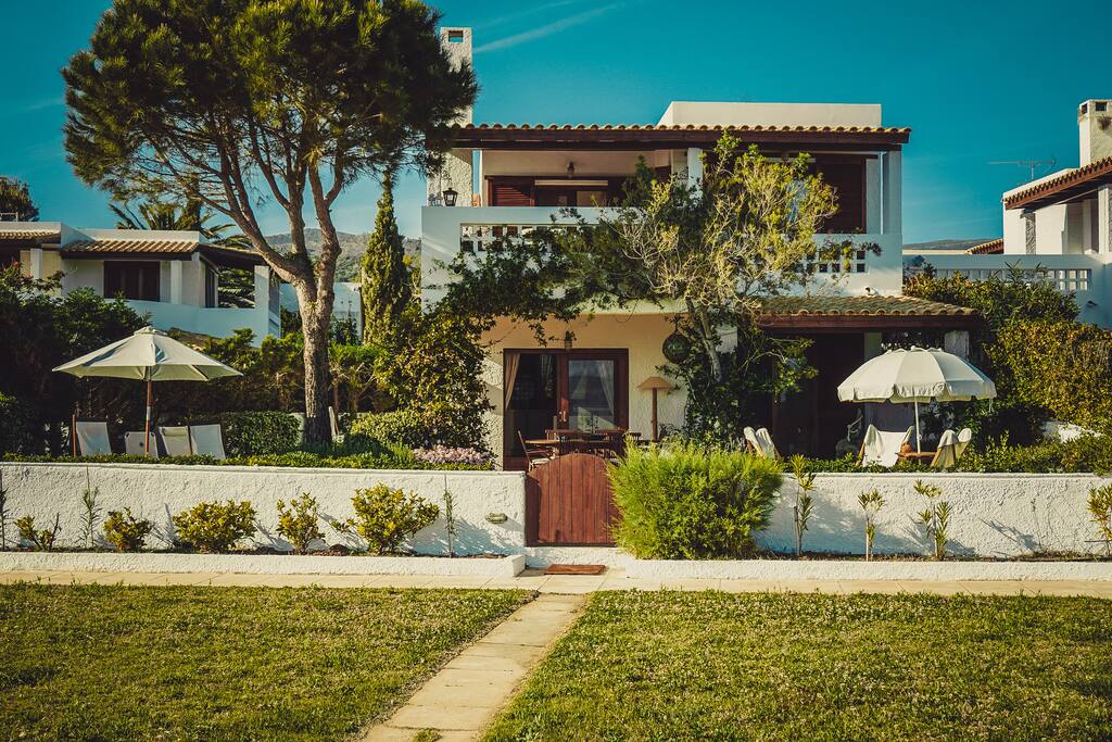 House view from the sea side