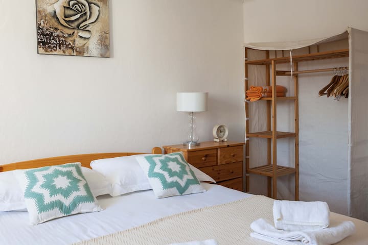 غرفة النوم 1