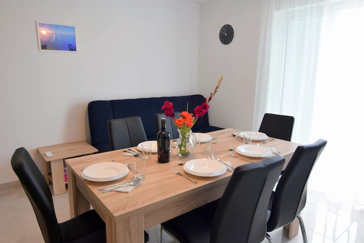 Think Pink Apartment With Fairytale Sea View - Jadranovo