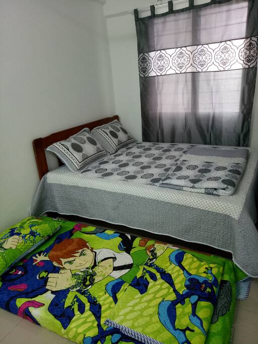 Bedroom with 1 double & 1 single bed