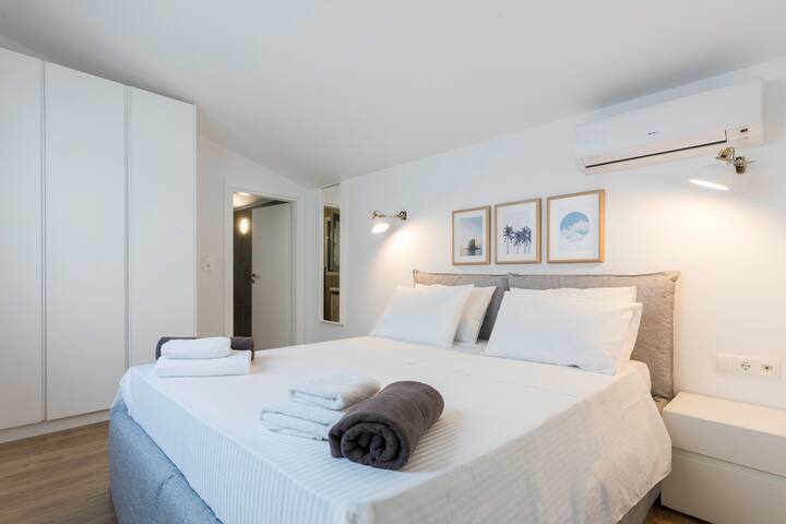 Villa Emerald in Lindos with swimming pool gallery image 2