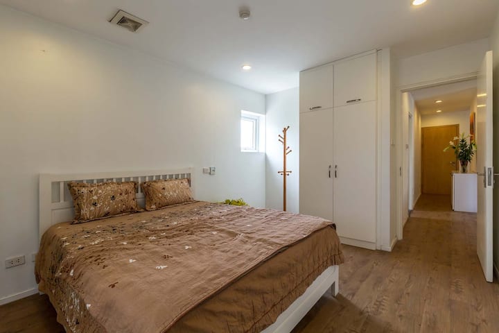 Segundo dormitorio con CAMA TAMAÑO QUEEN
