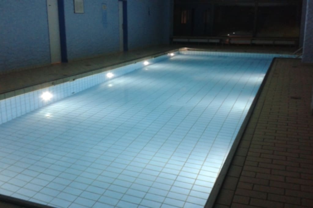 Inklusive Hallenbad
