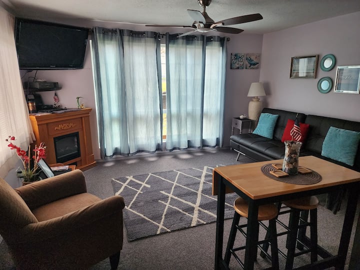 Cozy Duplex close to beach Houses for Rent in Rockaway Beach, Oregon