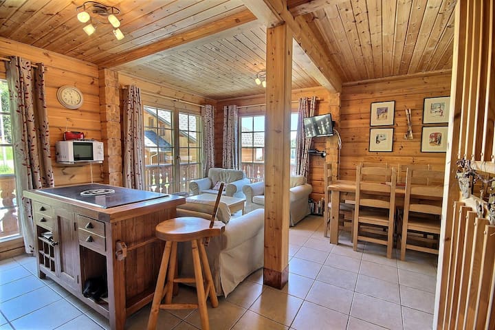 Beautiful and full equippes chalet in a quiet area