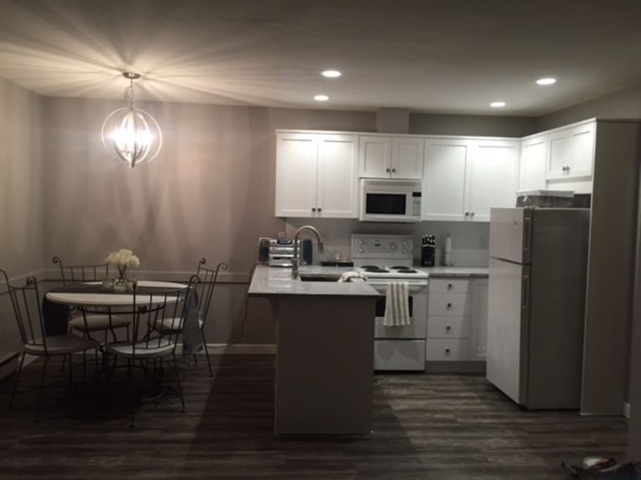 Fully stocked Kitchen and dining table for 4