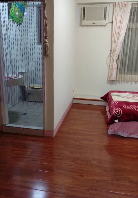 優雅套間內的廁所 restroom of Cozy Suit