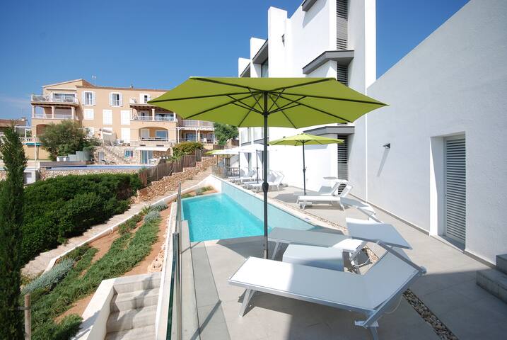 Mallorca-Design-Villa in 1. Meereslinie (BJ 2018) gallery image 3