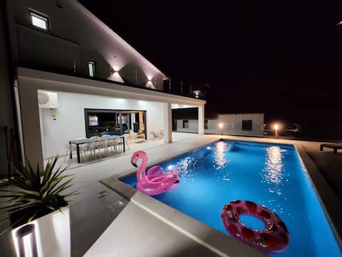 Luxus Villa
 Casa Mia