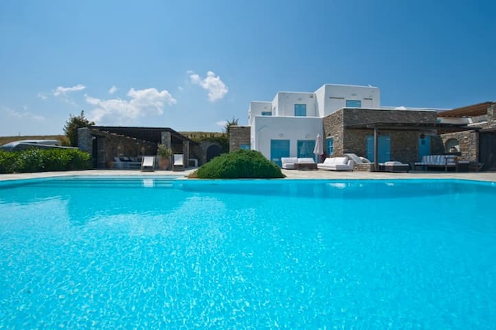 Cyclades – Paros | Villa vue sur mer