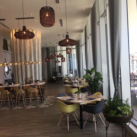 Oceanfront HYDE HOTEL&RESIDENCES2bd/2bth Hollywood gallery image 2