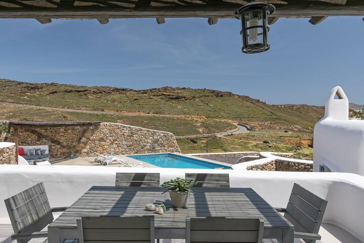 3 Bedroom Private Pool Villa with sea view gallery image 5