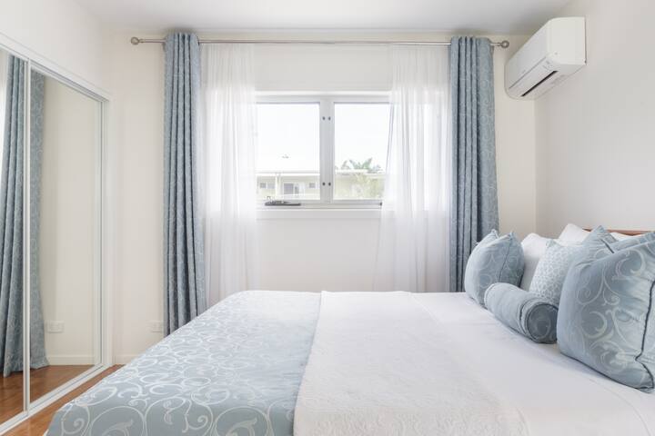 Estoy Cabarita-New Villas-lakefront-swimming Pool gallery image 2