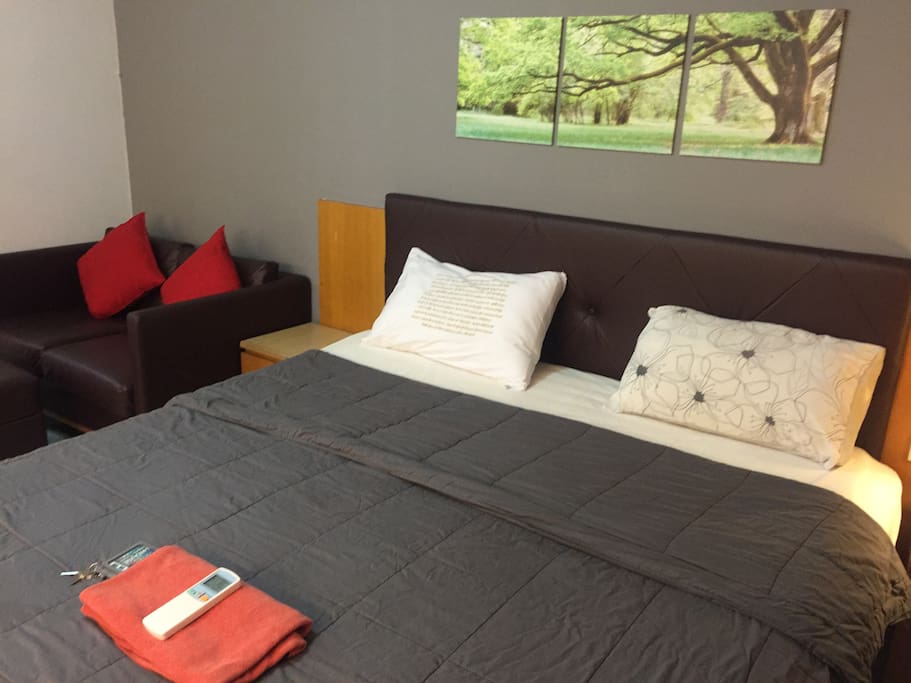 Bed room
