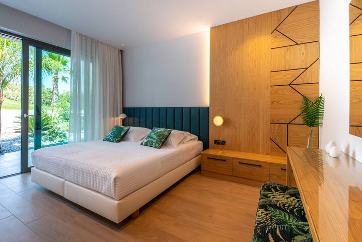 VIP Villa Lydia, indoor heated pool, seaview, cozy gallery image 4