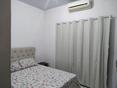 Cozy apt in the center!