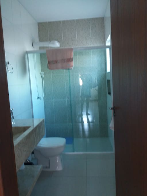 banheiro da suite de baixo