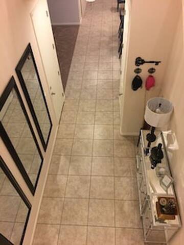 Charming new house in Quiet Residential Home gallery image 2