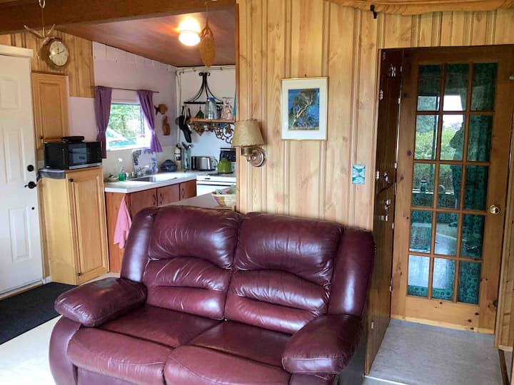 Raven’s Nest  Forested Ocean View Cabin - Vancouver Island
