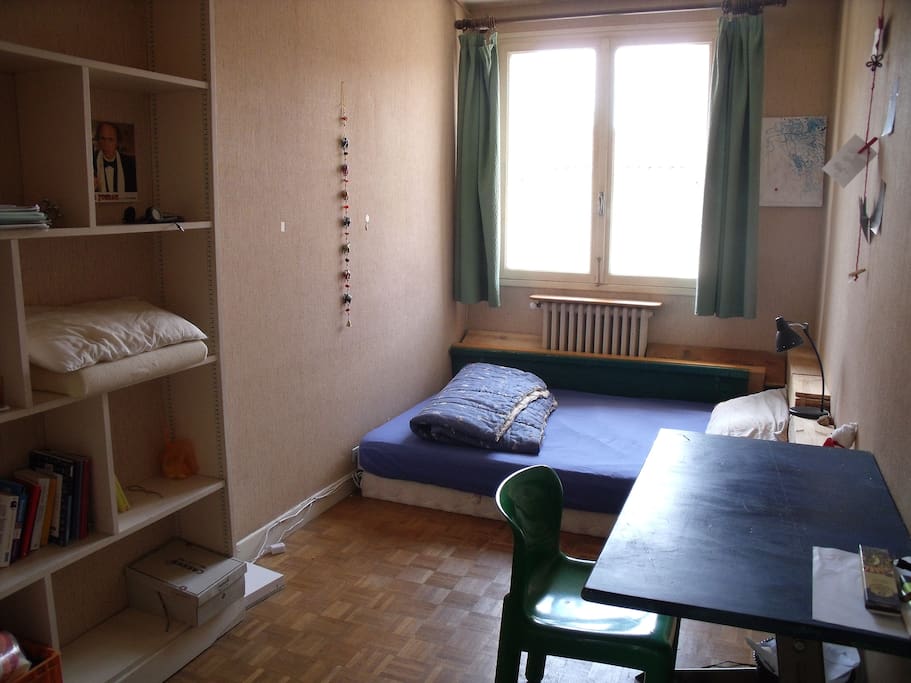 Troisième chambre : petite, mais pratique!