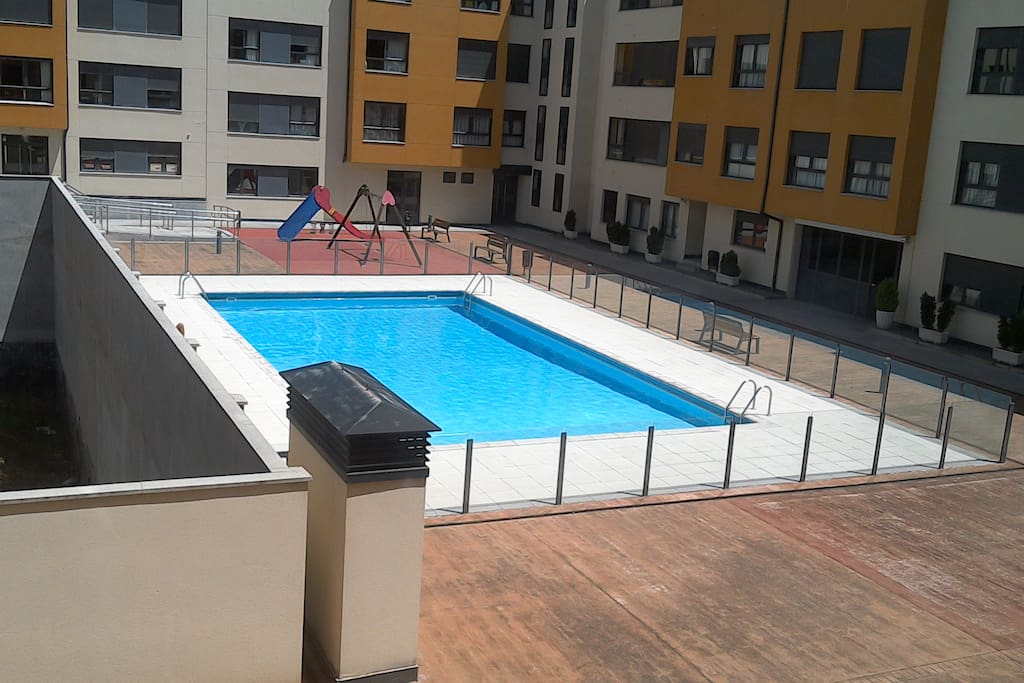 piscina desde la ventana