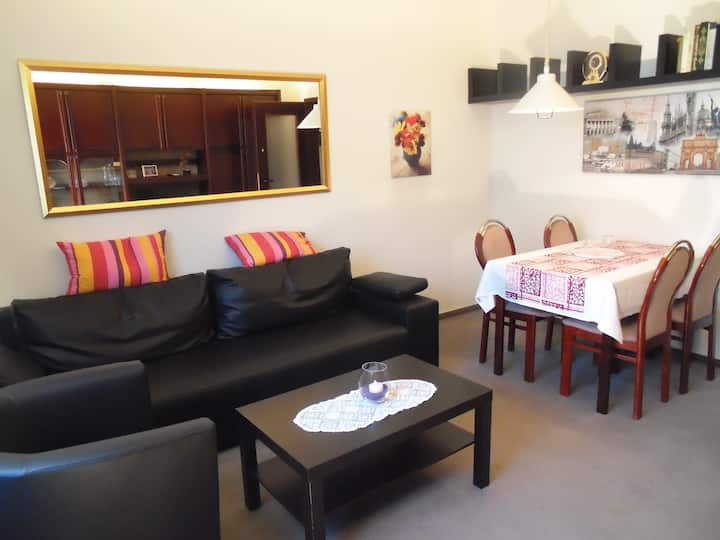 2 Zimmerwohnung Semiramis  Eg-h8 - Friedrichsdorf
