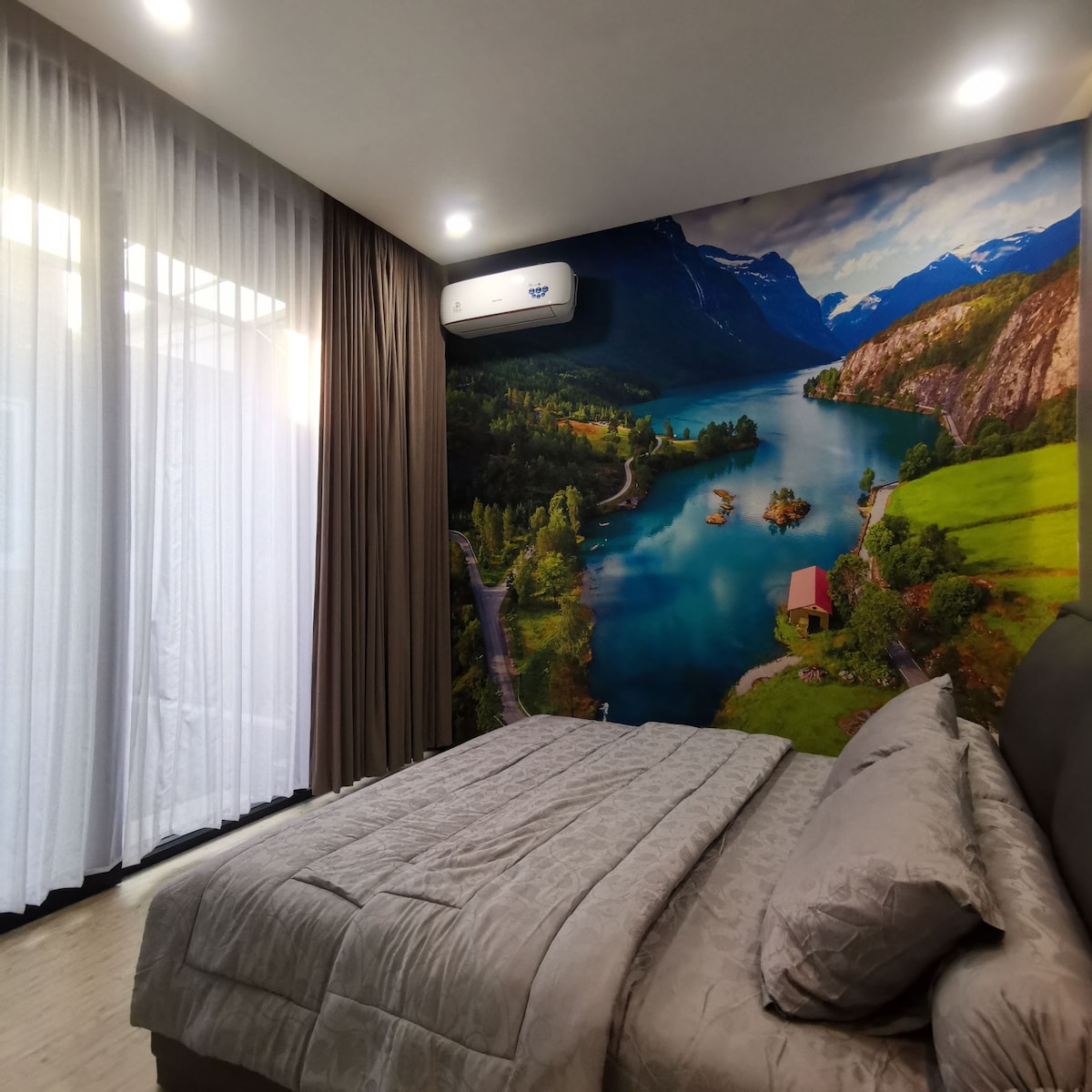 غرفة نوم ذات إطلالة سويسرية.. 