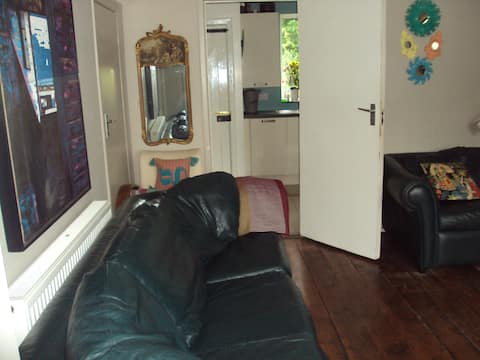 Popular Airbnb listing: Comfortable home, great location in County Dublin