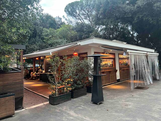 lucilla’s top floor gallery image 5