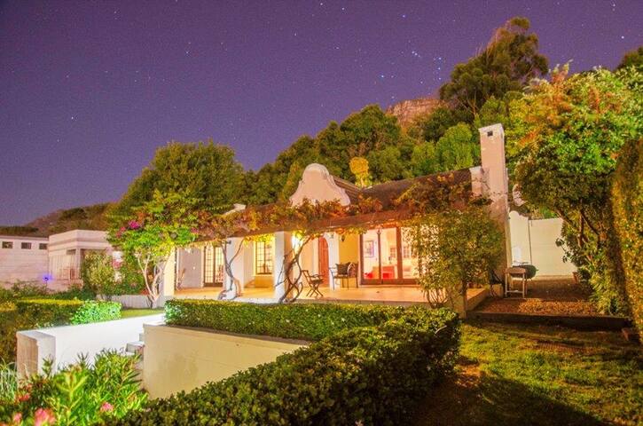 Newlands Cape Dutch House with Panoramic Views