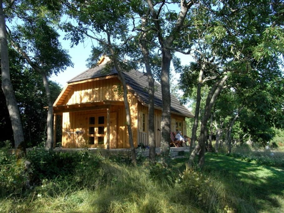 Cottage side towards the sea (sleeps 4)