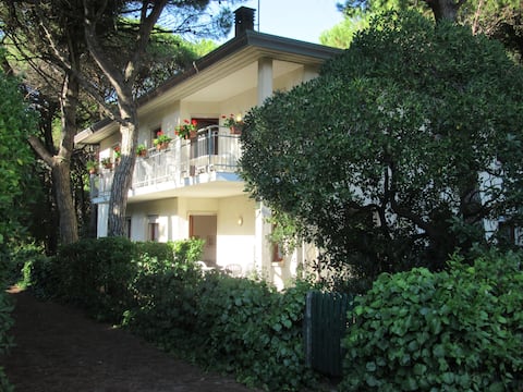 Le Calendule 1N apt.: sea breeze among pines