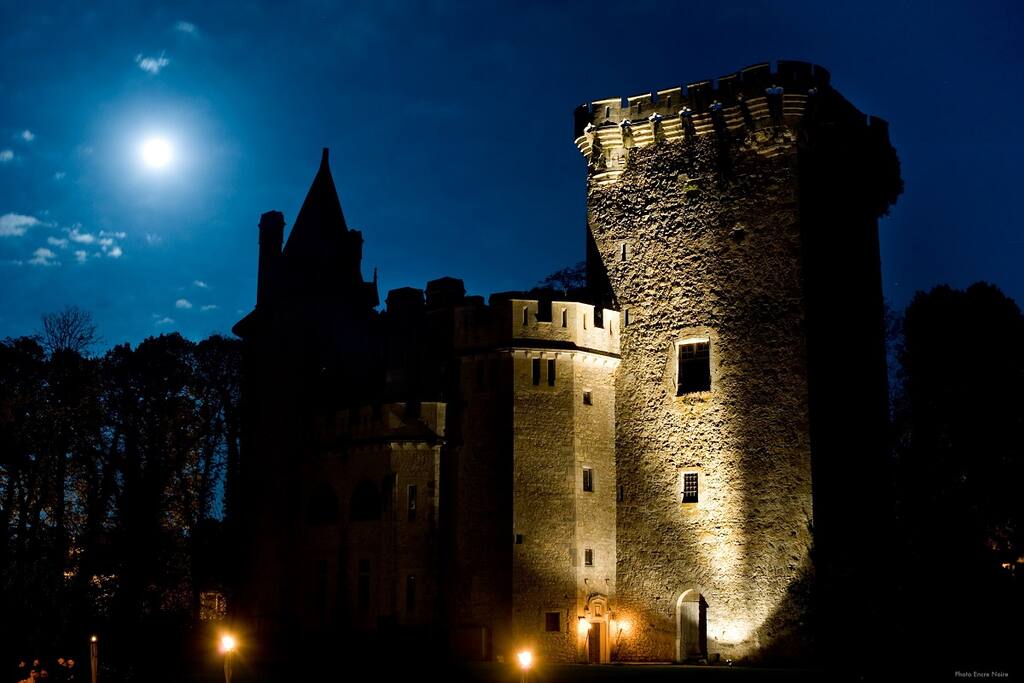 The keep by night