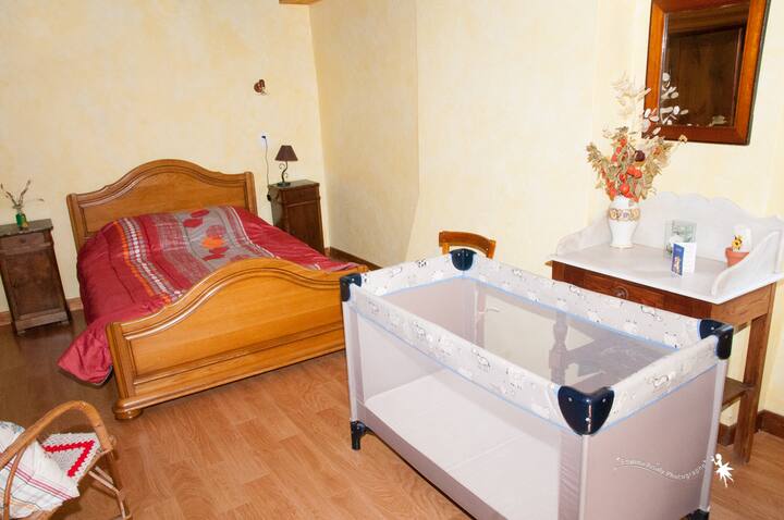 غرفة النوم 1