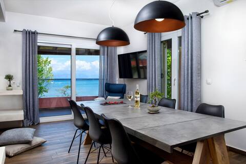 Corfu Seaview Maisonette - Above the sea