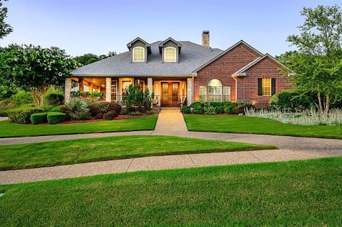 Family Oasis 5 miles from Joe Pool Lake