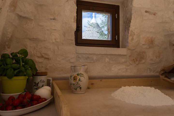Almapetra Trulli Resort – Trullo “Il Pero” gallery image 3