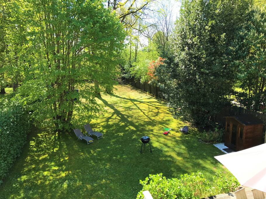 Jardin privatif clos de 1500 m2