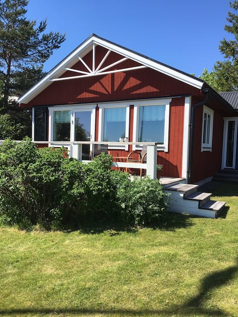 Seaside accommodation with sandy beach and canadians