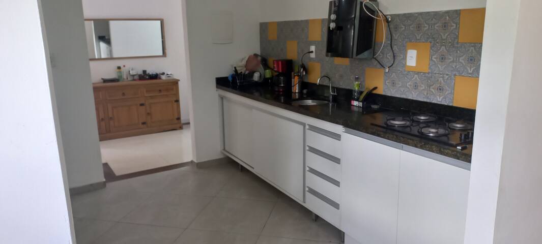 Casa completa até 10 pessoas só trazer as malas! gallery image 5