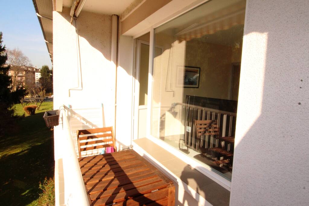 Le balcon - the balcony