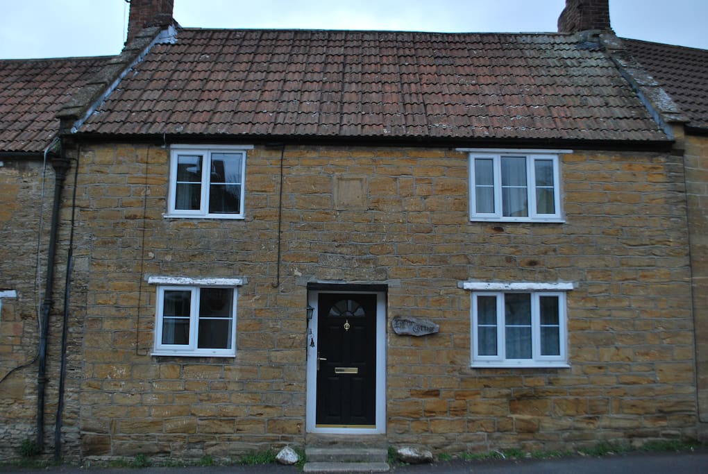 Front view of cottage