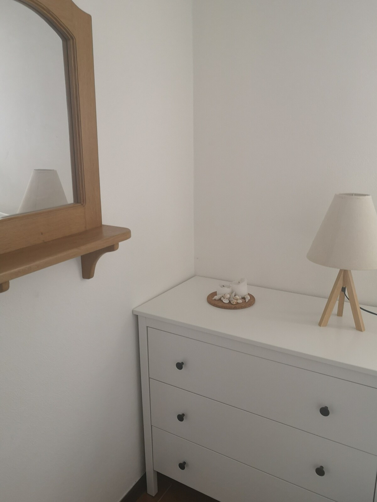 Პირველი სართულის ოთახი 