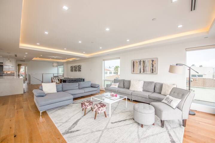 The View gallery image 5