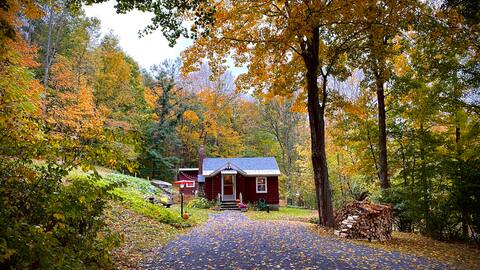 The Sheep Shack - a cozy Vermont cabin